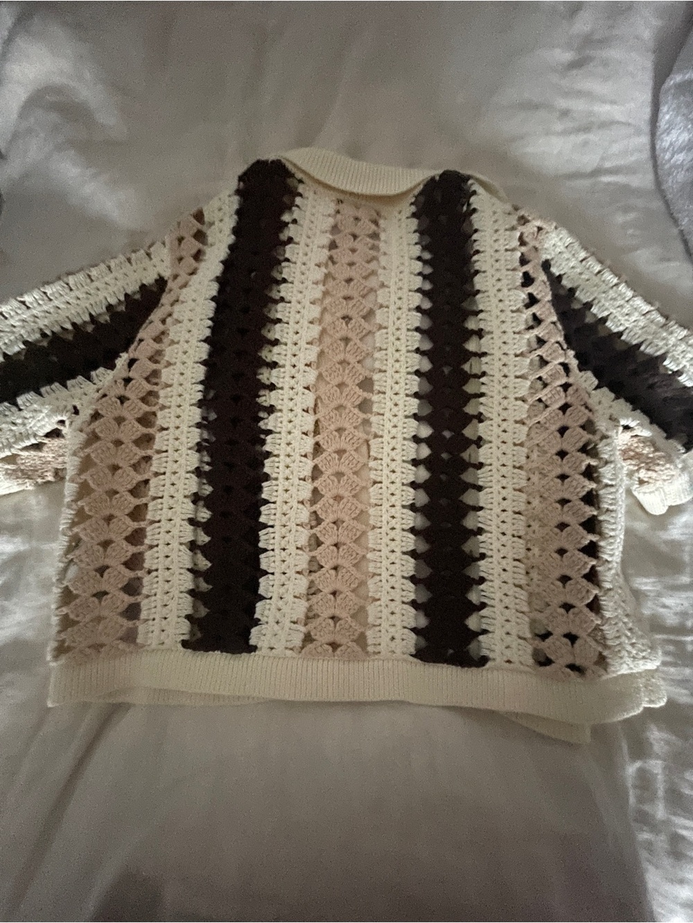 Reiss Cream and Brown Crochet-Panel Short Sleeve Cardigan medium - Picture 2 of 7